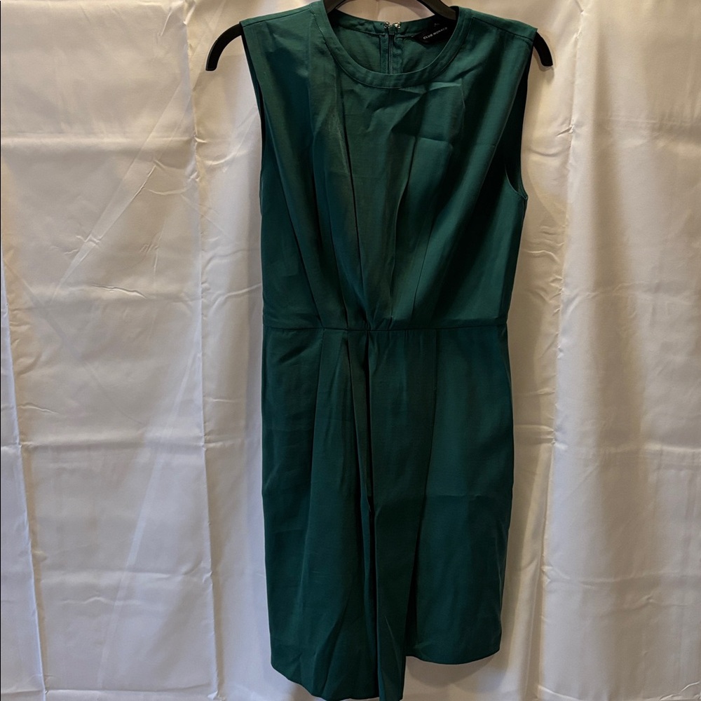 Club Monaco Elegant Green Dress - size 0